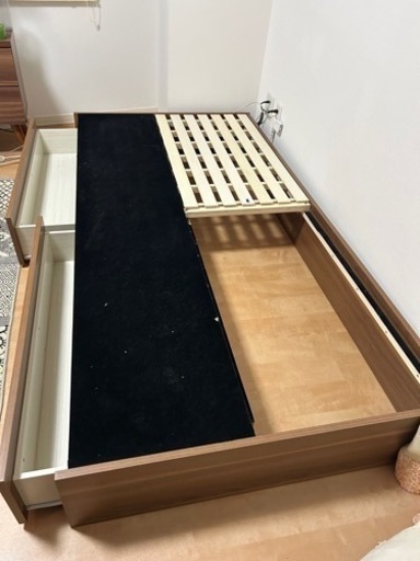 ニトリ　ベッドフレーム　シングル