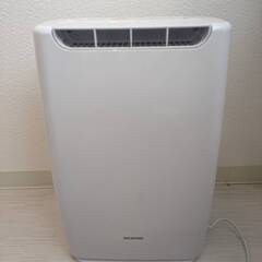 【引渡者と交渉中】アイリスオーヤマ　衣類乾燥除湿器　タイマー付　...