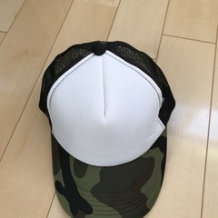 迷彩柄キャップ（前白）未使用