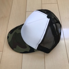 迷彩柄キャップ（前白）未使用の画像