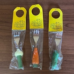 『予約済』【無料】【未使用】野菜フォーク（キリン・シーグラム）カトラリー６点　ノベルティの画像