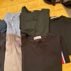 ユニクロのXLシャツ、の画像