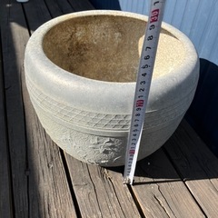 火鉢　500円　残り一つ　の画像