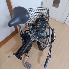 折り畳み電動自転車☆パンクしていますの画像