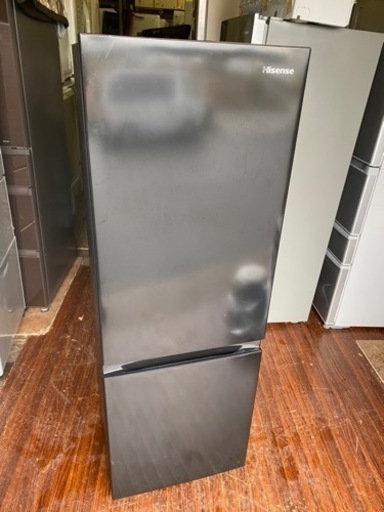 北九州市内配送無料　保証付き　2022年式　ハイセンス 冷蔵庫 幅49cm 175L ブラック HR-D1701B 2ドア 右開き 大容量冷蔵室122L スリム