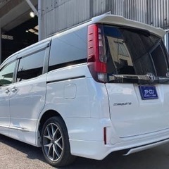 トヨタ エスクァイア　ハイブリッドＧｉ　ブラックテーラード入庫しました！！の画像