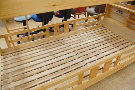 (有)大地コーポレーション 2段ベッド パイン材 幅106×奥216×高172.5cm 宮付き 照明付き 二段ベッド 子供部屋 札幌市