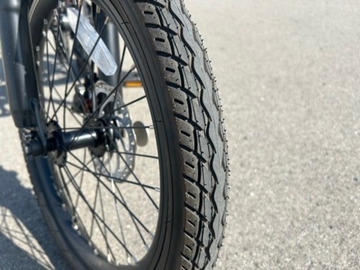 【値下げしました】電動アシスト折りたたみ自転車　eenour C4