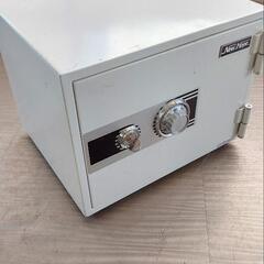 【受付終了】【2月中引き取り限定】金庫
