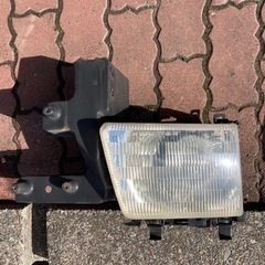 ダッヂ純正ライト。