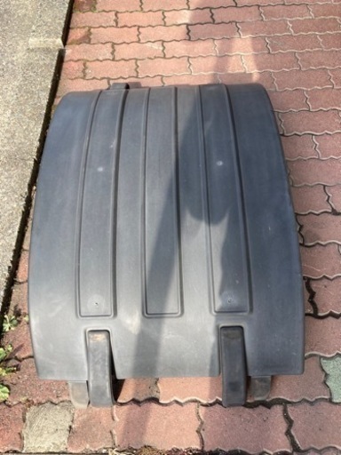 ボルボヘッドのフェンダー