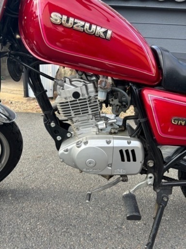 SUZUKI GN125N gn125h 売ります。