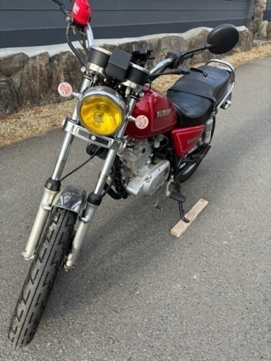 SUZUKI GN125N gn125h 売ります。