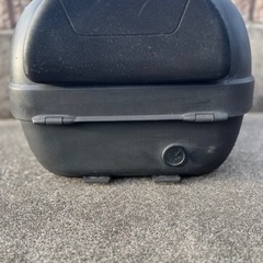 GIVI デイトナ トップケース(カギ1個見つかりました)の画像