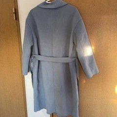 コート ブルーの画像