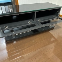 TV台の画像