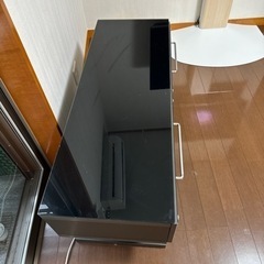 TV台の画像