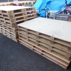 無料！使い方次第で棚にも柵にもベッドにも！ パレット 木製 長方...