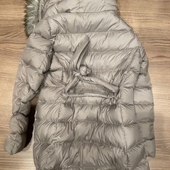 UNIQLO ダウンコートの画像