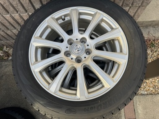 16インチ イボ付きバリ溝スタッドレスタイヤ ホイールセット