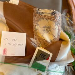 【商談中】輸入シルク生地　７種　安く譲りますの画像