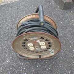 電気コードリールの画像