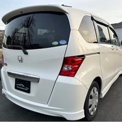 コミコミ🚘車検2年！修復歴無し！8人乗り！タイミングチェーン！ナビ！テレビ！バックモニター！スマートキー！フリード！の画像