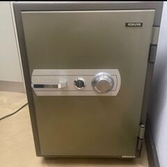 ビジネス使用　金庫　ダイヤルとキー