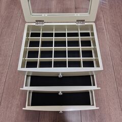 【中古】３段ジュエリーボックスの画像