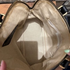 イタリア製ハンドバッグの画像