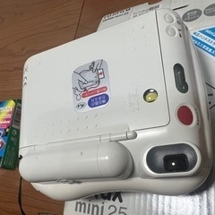 instax mini25 ホワイト + film10 sheetsの画像