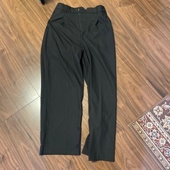 ユニクロレディースワイドパンツあげます
