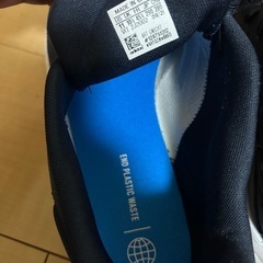 【ほぼ新品】adidas スニーカー　29センチの画像