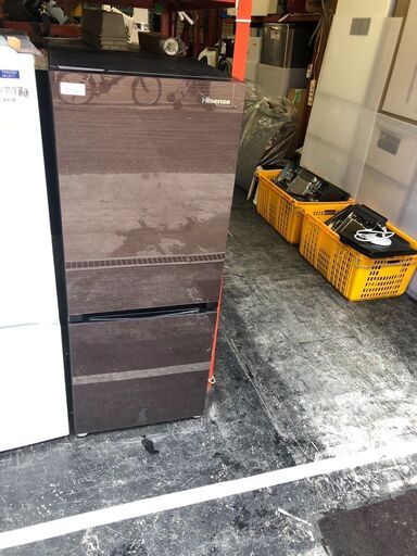 ☆中古￥15,800！Hisense　154㍑2ドア冷蔵庫　家電　2020年製　HR-G1501型　幅48㎝ｘ奥行き59㎝ｘ高さ123㎝　【BB073】