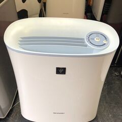 ☆中古￥3,800！SHARP　空気清浄機　家電　2019年製　...