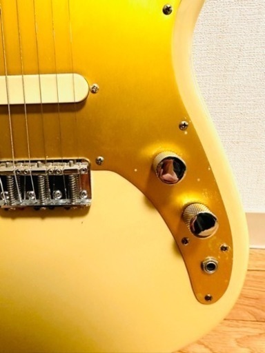 Squier by Fender CLASSICVIBE DUOSONIC '50S デザートサンド　生産完了品