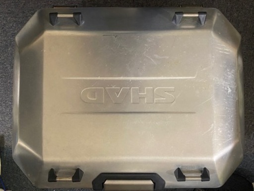 トップケース　SHAD TR37