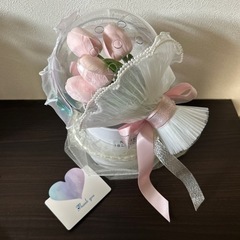 花束　ボボボールブーケ　アクリルボボボール 人工PUチューリップの花の花束　ブーケ　造花　メッセージ付きの画像