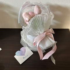 花束　ボボボールブーケ　アクリルボボボール 人工PUチューリップの花の花束　ブーケ　造花　メッセージ付きの画像