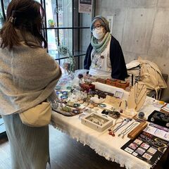 隠れ家占い処☆月イチ開催☆鎌倉癒しパラダイス夢色シャトル　マルシェ感覚で楽しめる採光良い路面店♪ - 鎌倉市