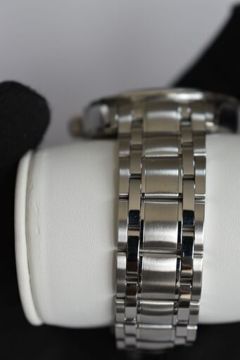 【極美品】Carl F. Bucherer(カールFブヘラ)《Manero Peripheral》【高級腕時計】