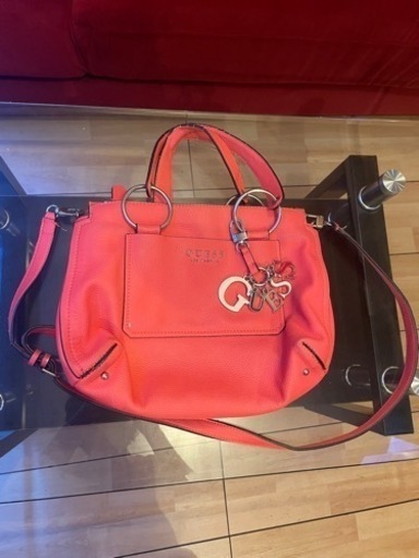 guess レザーハンドバック