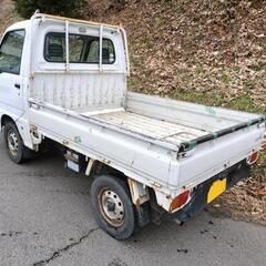18年 サンバートラック 定番人気の切替4WD・5速＋EL 羨望のエアコン・パワステ付き！フレーム腐れ無し！車検令和6年5月まで！の画像
