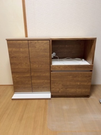 (引取り決定) スリムタイプ 食器棚