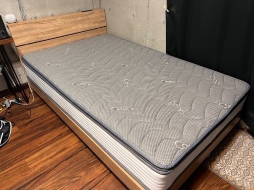 スクエア泡瀬購入 セミダブルベッド