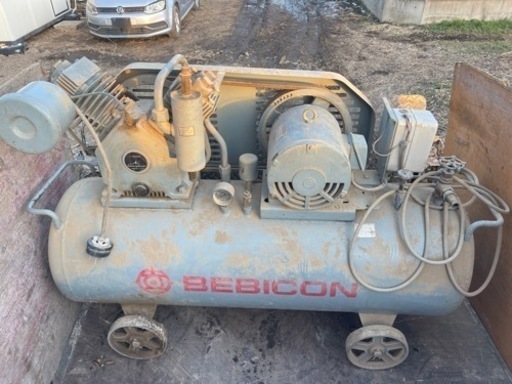 コンプレッサー