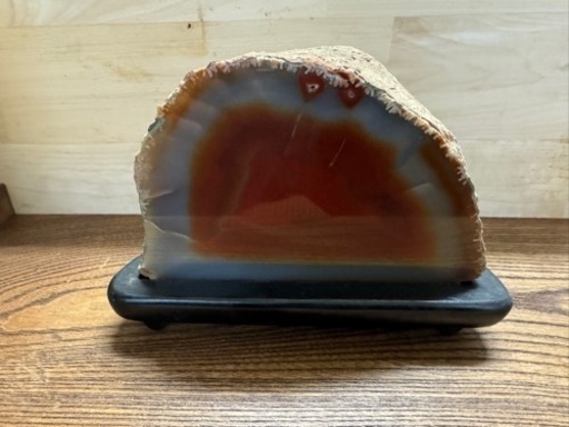 赤瑪瑙　台座付き