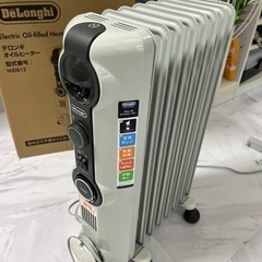 ほぼ新品　デロンギ オイルヒーター HJ0812