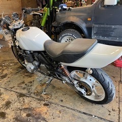 カワサキKAWASAKIゼファー400 ＺＥＰＨＹＲ400 の画像