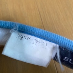 バーバリーサンバイザー水色の画像